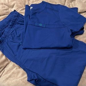 Wonder, wink, scrub set